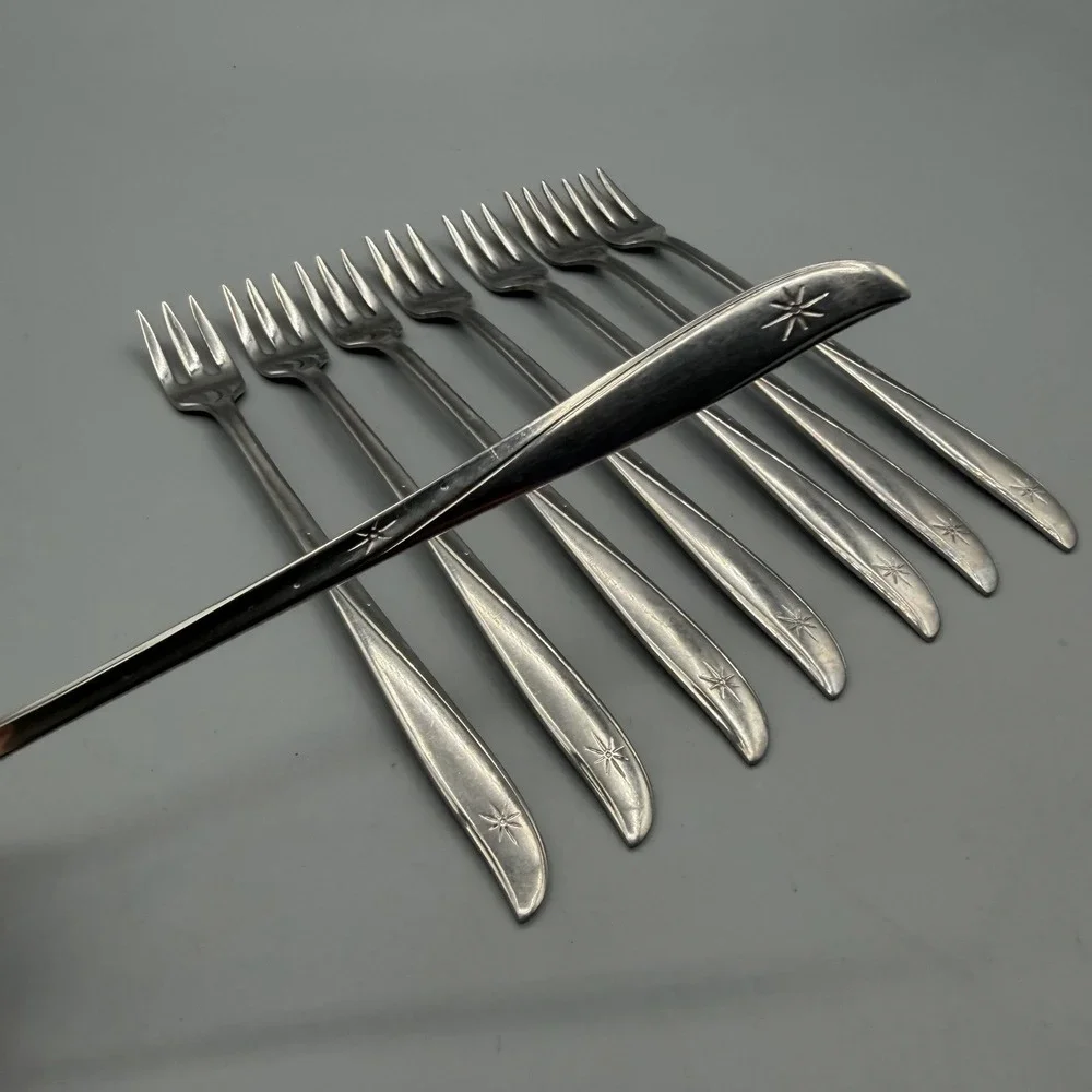 Cocktail Forks Oneida Community TWIN STAR 8pcs MCM Atomic Starburst Seafood